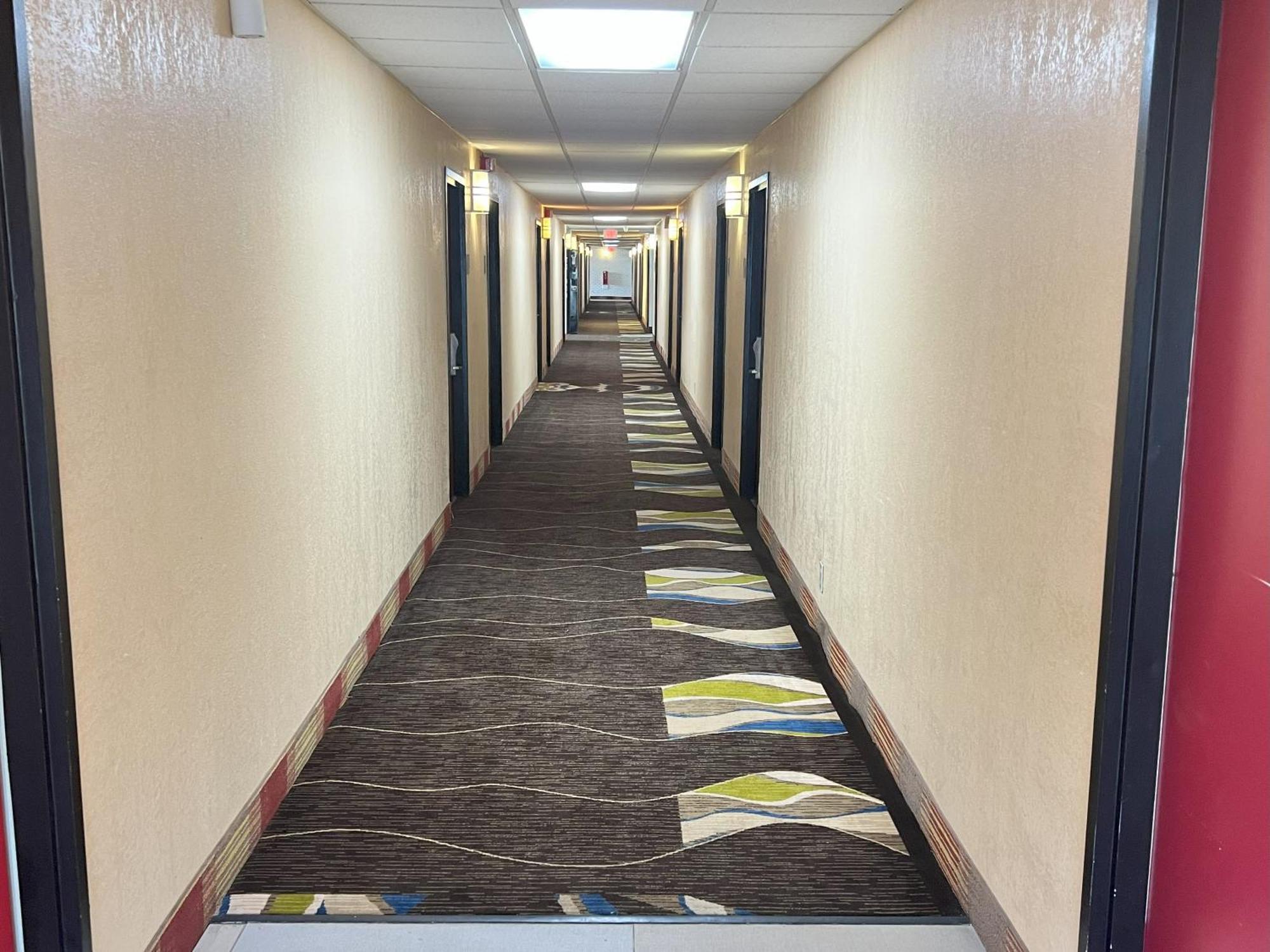 Countryside Suites Kansas City Independence I-70 East Sports Complex Hotel Buitenkant foto