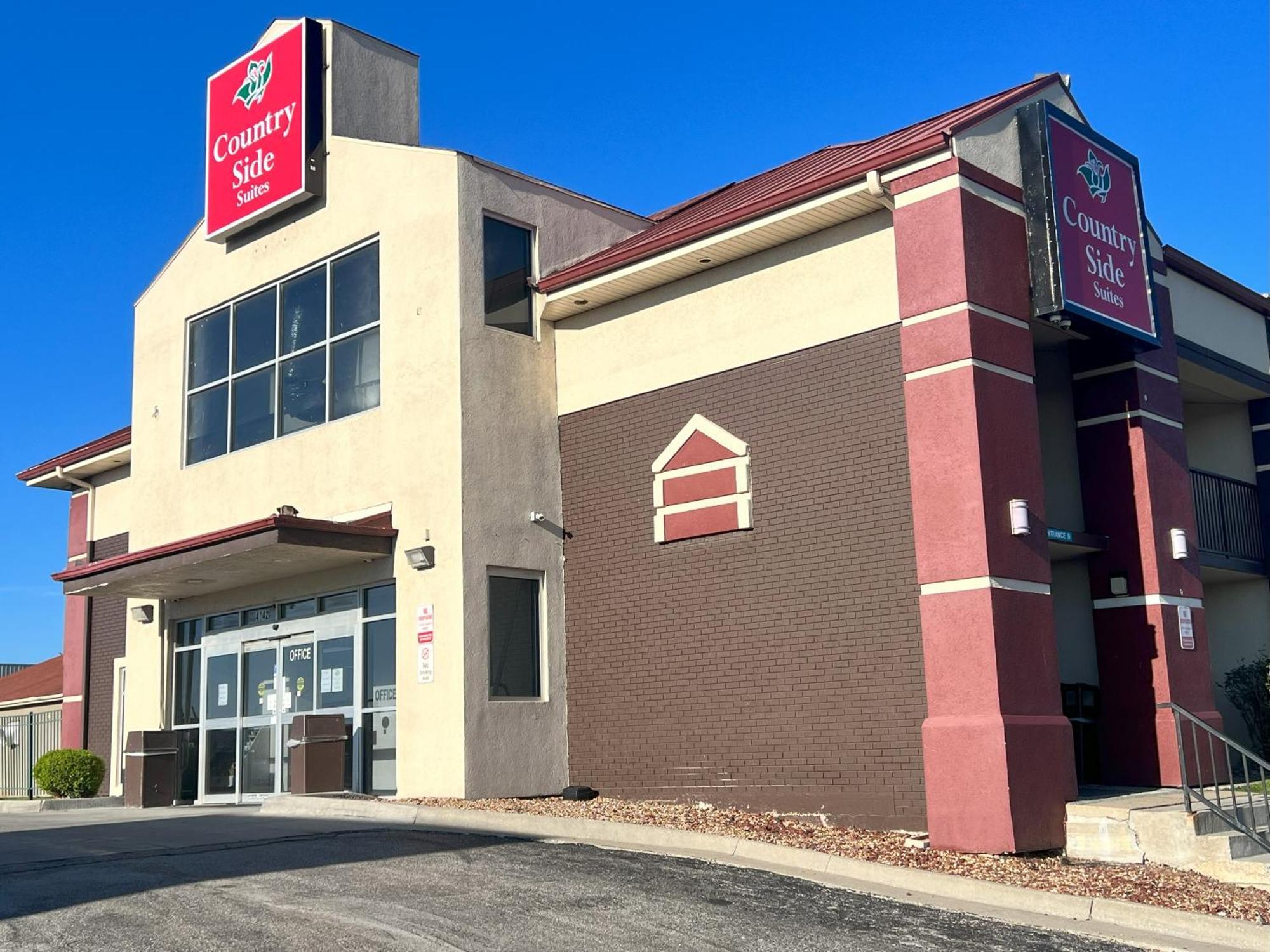 Countryside Suites Kansas City Independence I-70 East Sports Complex Hotel Buitenkant foto