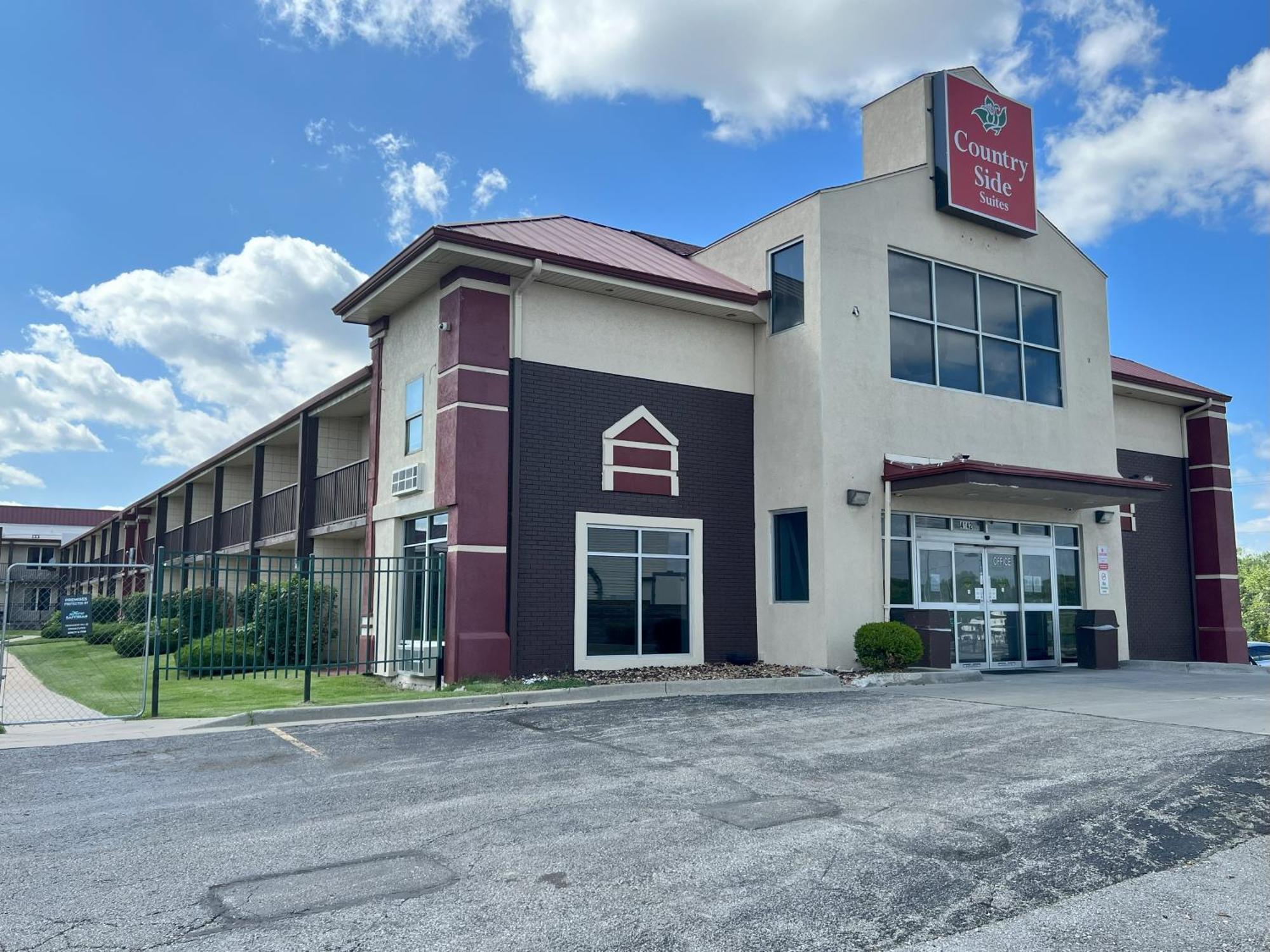 Countryside Suites Kansas City Independence I-70 East Sports Complex Hotel Buitenkant foto