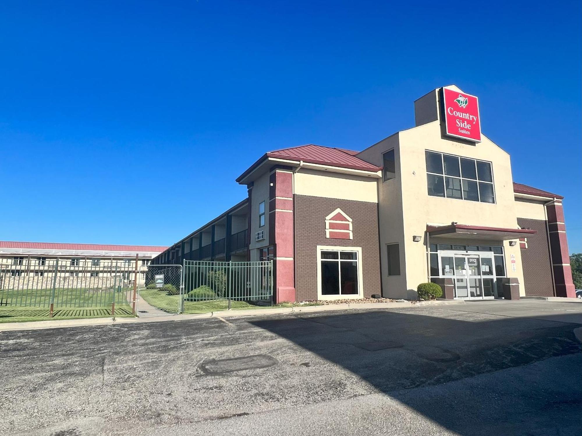 Countryside Suites Kansas City Independence I-70 East Sports Complex Hotel Buitenkant foto